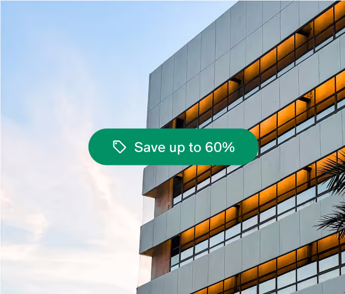 Savings label in front of a hotel
